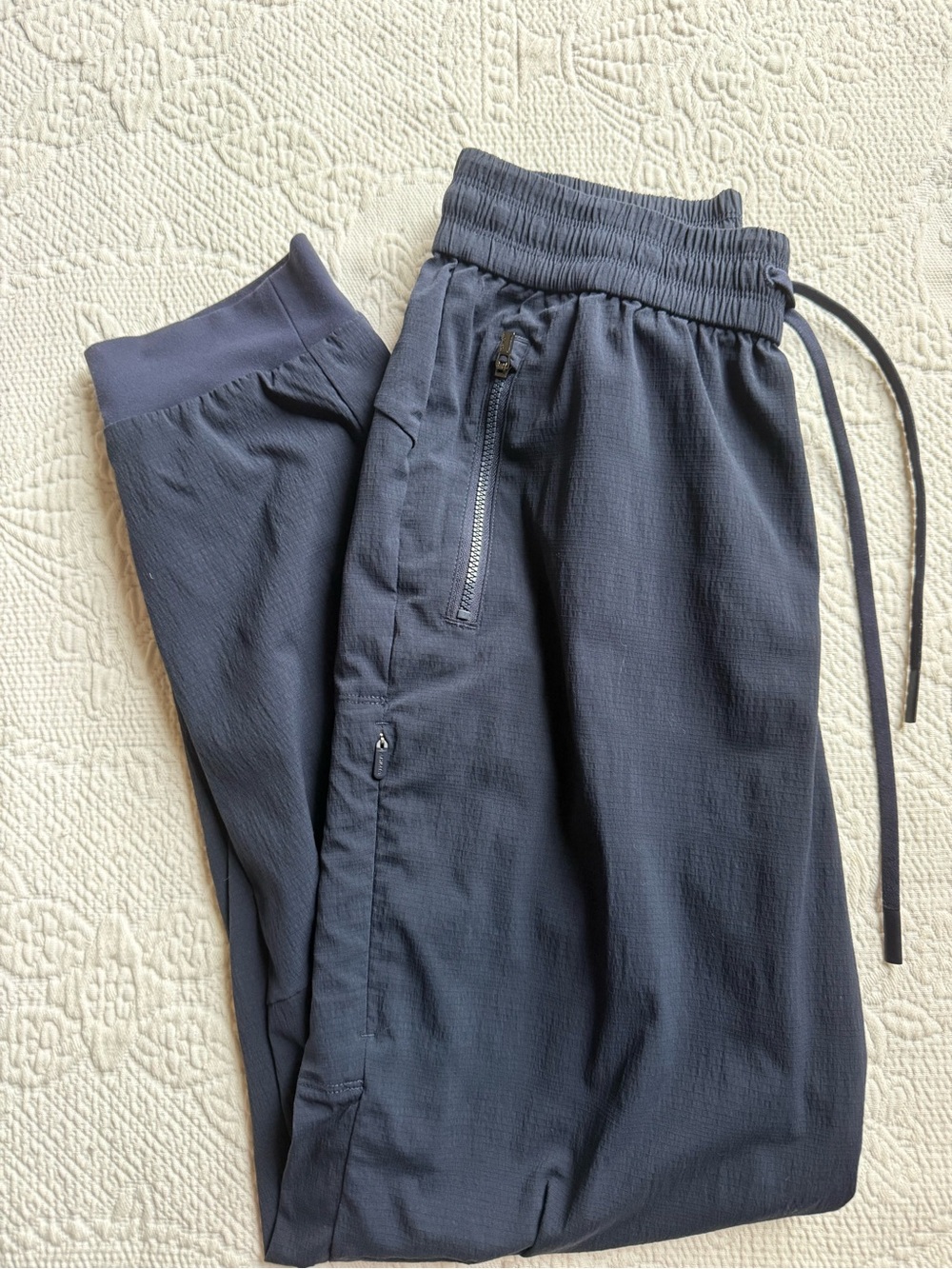 Athleta XS navy jogger pants
